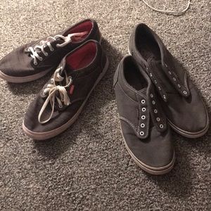 Grey vans, both size 7.5